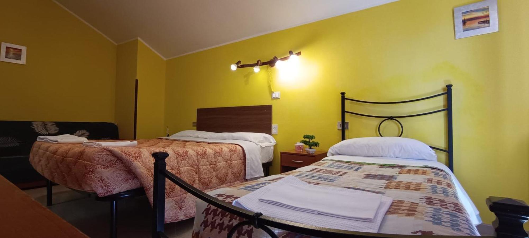 Complesso Turistico Aurora - Camere B&B Poggio Picenze エクステリア 写真