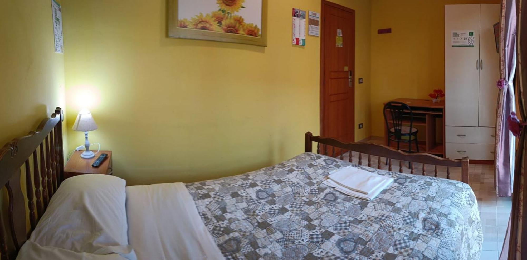 Complesso Turistico Aurora - Camere B&B Poggio Picenze エクステリア 写真