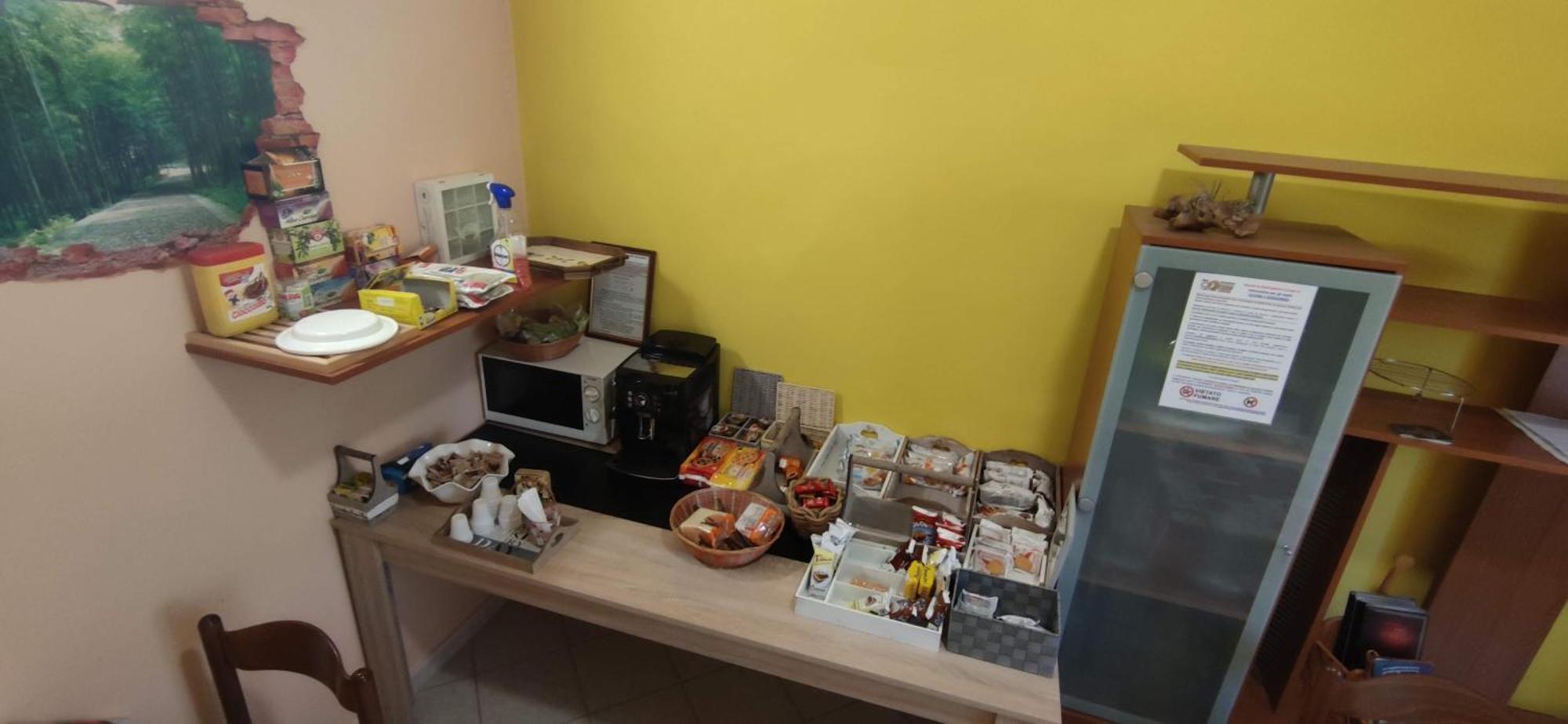 Complesso Turistico Aurora - Camere B&B Poggio Picenze エクステリア 写真