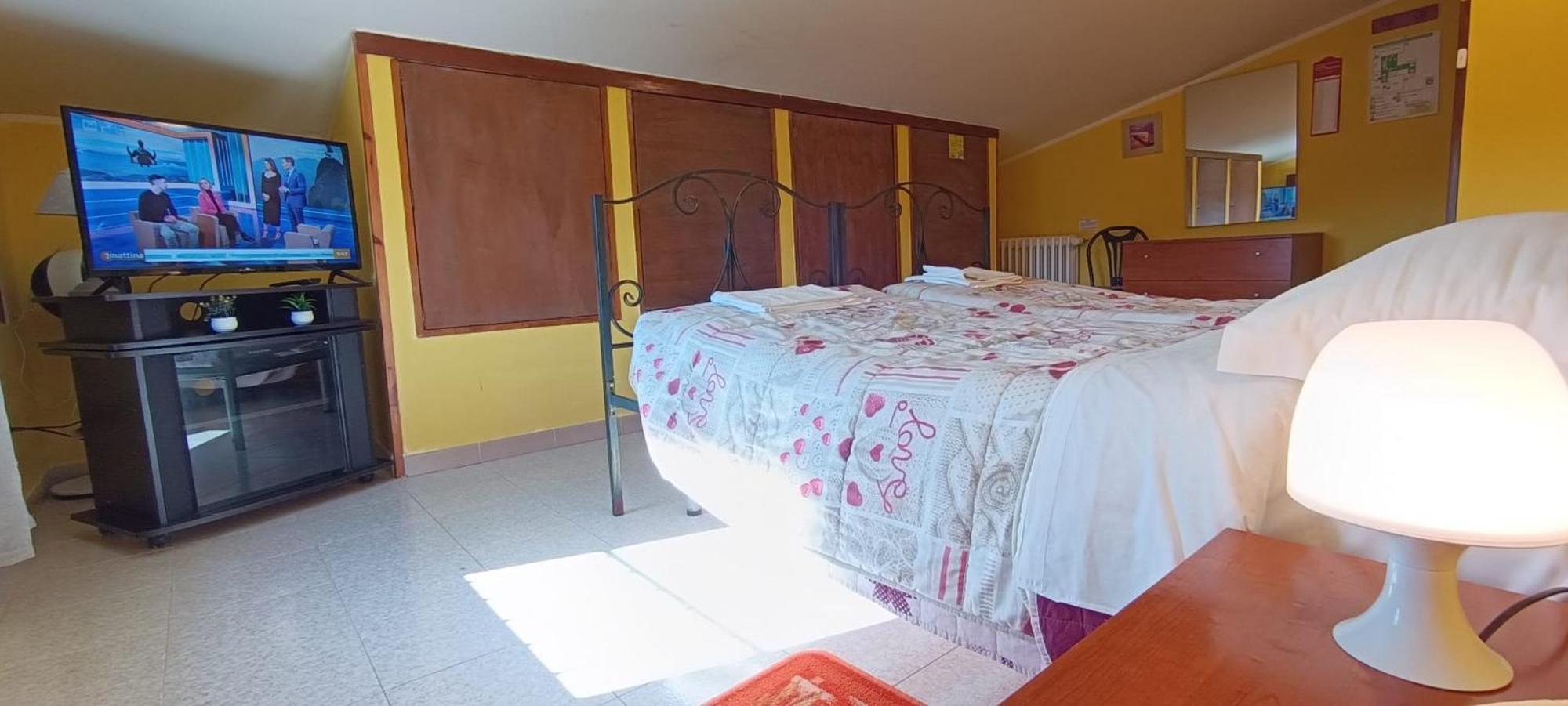 Complesso Turistico Aurora - Camere B&B Poggio Picenze エクステリア 写真