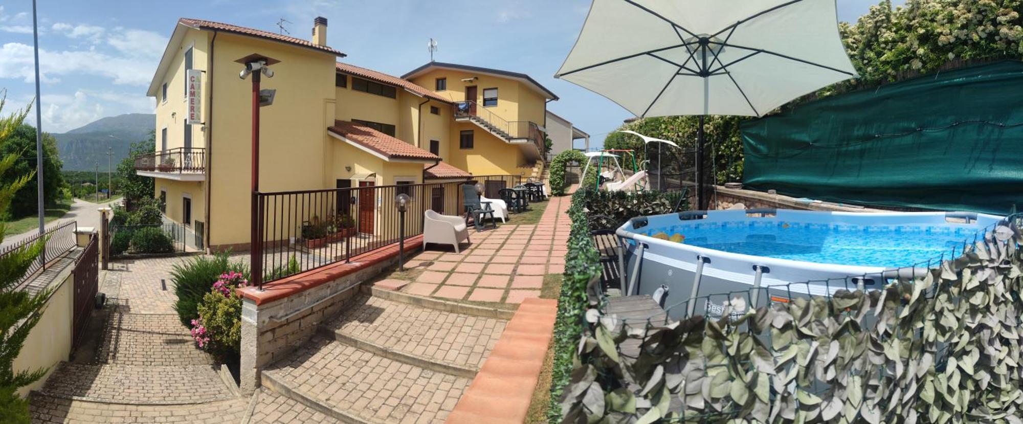Complesso Turistico Aurora - Camere B&B Poggio Picenze エクステリア 写真